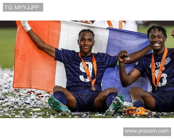 意大利王者重现辉煌以2-0战胜智利展现强大实力